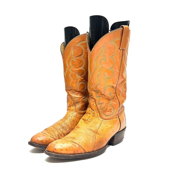 TONY LAMAVintage 1970s men's tan ostrich leather gold label cowboy boots